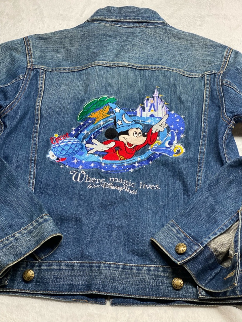 Vintage Walt Disney World FANTASIA MICKEY MOUSE Denim Jean Jacket Size Small
